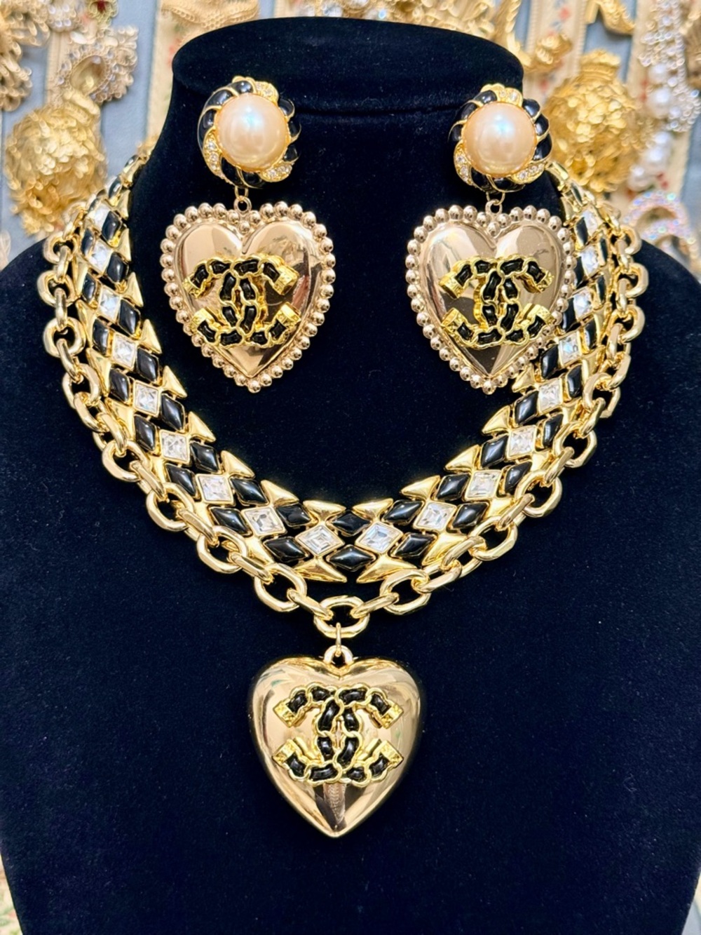 Gold and Black Heart Pendant Necklace & Earrings Set - Luxe Designer Style